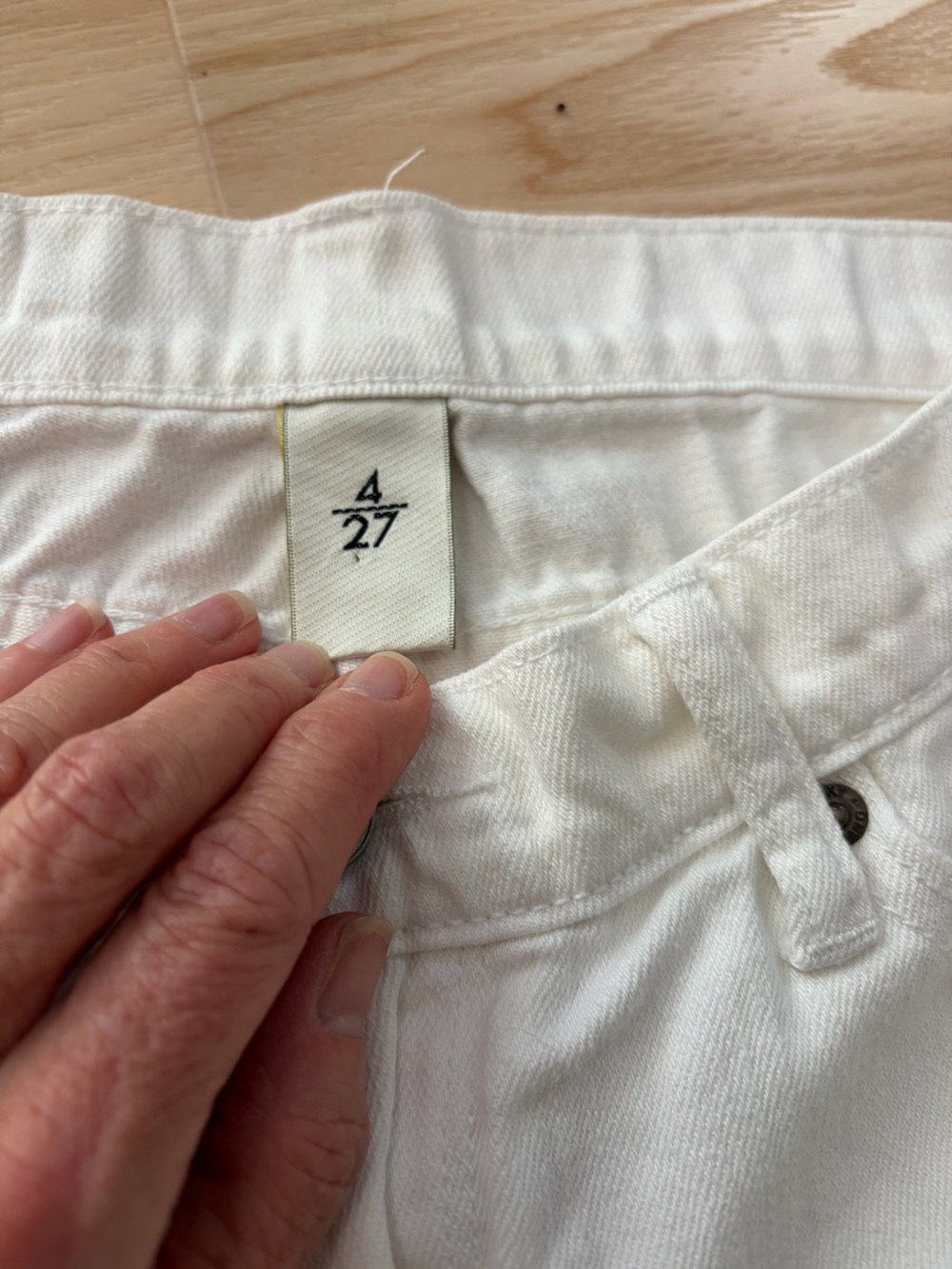 Lucky Brand White Denim/Jean Shorts with Branded Patch - Picture 4 of 8